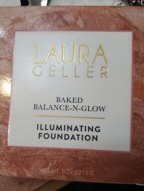 Laura Geller Illuminating Foundation - Rose Peach Marble Packaging